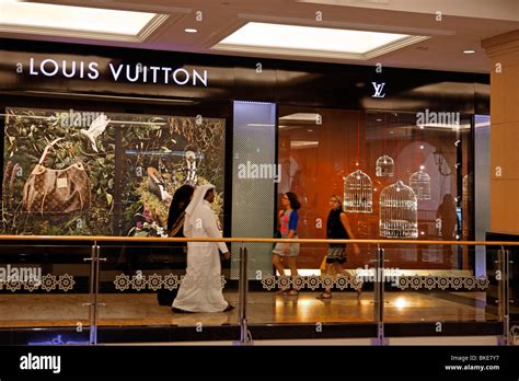 quanto costa una louis vuitton a dubai|Louis Vuitton Mall Of The Emirates.